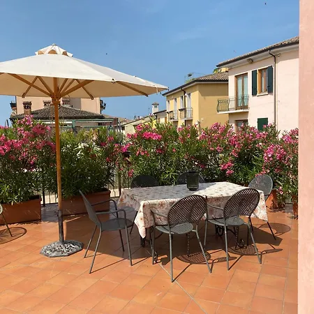 La Casa Di Mimi Apartmán *