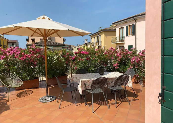 La Casa Di Mimi Apartament *